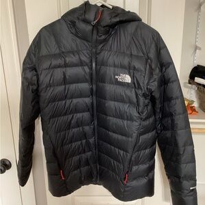 North Face 900pro adult medium black puffer coat
